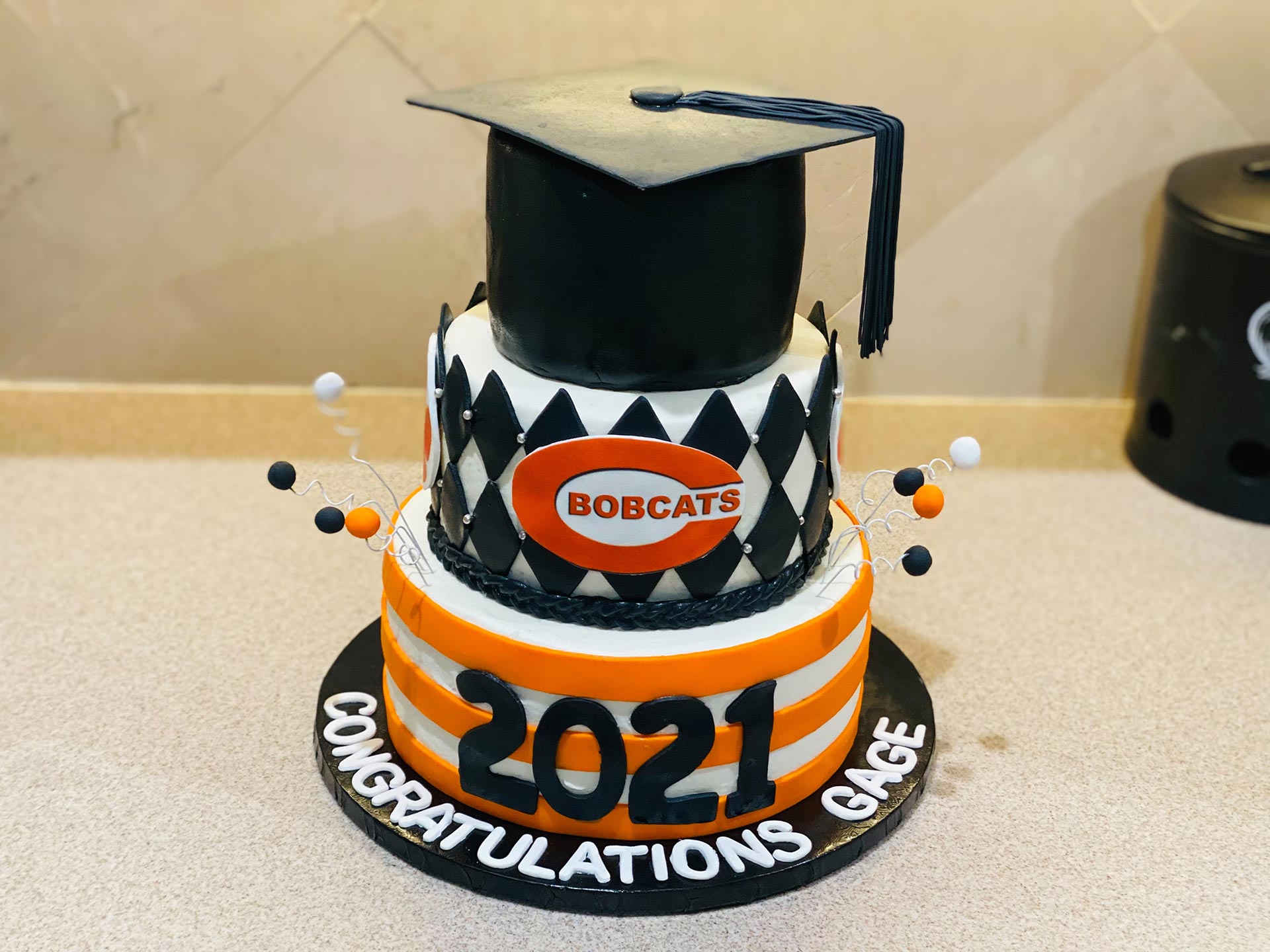 Graduation Cake (4) | Baked by Nataleen