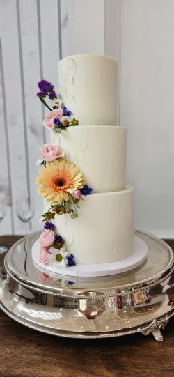 custom wedding cakes, bride's cakes, bakery mckinney tx, dallas tx