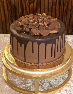 custom groom's cakes, wedding cake bakery mckinney tx