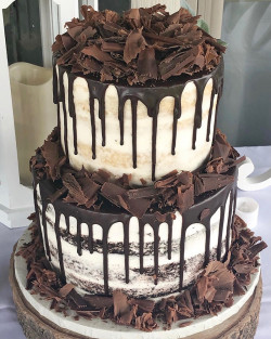 custom groom's cakes, wedding cake bakery mckinney tx