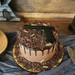 custom groom's cakes, wedding cake bakery mckinney tx