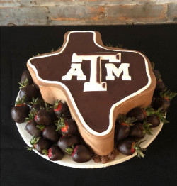 custom groom's cakes, wedding cake bakery mckinney tx
