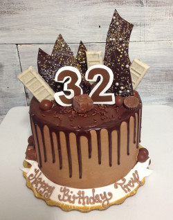 custom made party cakes, mckinney tx