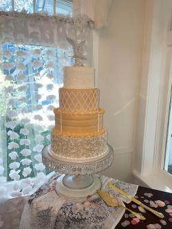 custom wedding cakes, brides cakes, bakery mckinney tx
