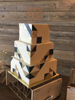 custom wedding cakes, brides cakes, bakery mckinney tx