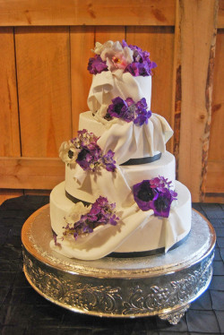 custom wedding cakes, brides cakes, bakery mckinney tx