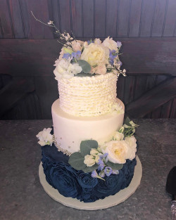 custom wedding cakes, brides cakes, bakery mckinney tx