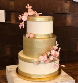 custom wedding cakes, brides cakes, bakery mckinney tx