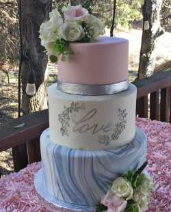 custom wedding cakes, brides cakes, bakery mckinney tx