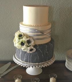 custom wedding cakes, brides cakes, bakery mckinney tx